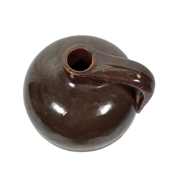 VINTAGE Antique Two-Toned Stoneware Moonshine Beehive 1/2 gallon Jug - Picture 3 of 9